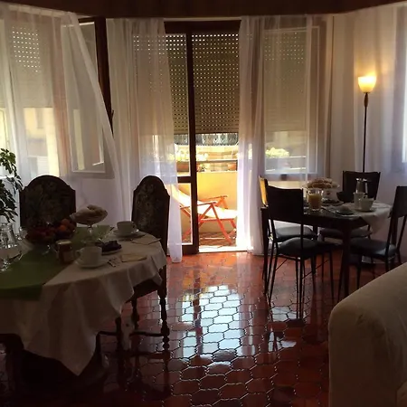 Manu Vintage Bed & Breakfast 3*