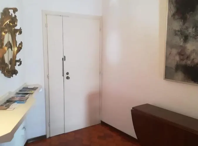 Manu Vintage Bed & Breakfast 3*