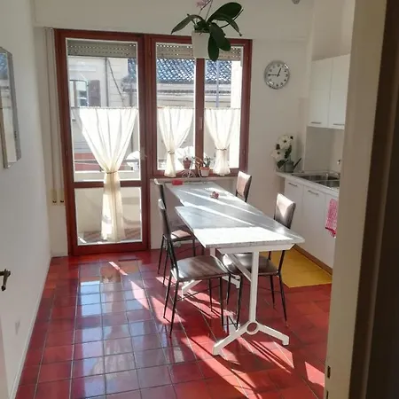 Manu Vintage Cattolica