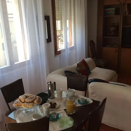 Manu Vintage Couette-café