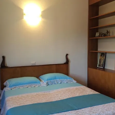 Manu Vintage Cattolica