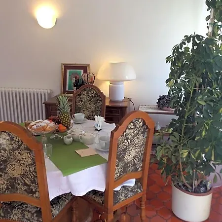 Manu Vintage Frühstückspension Cattolica