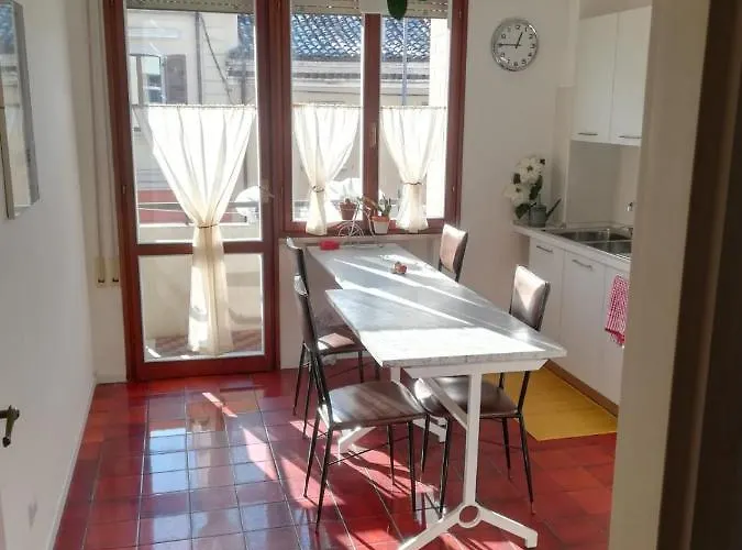 Manu Vintage Cattolica